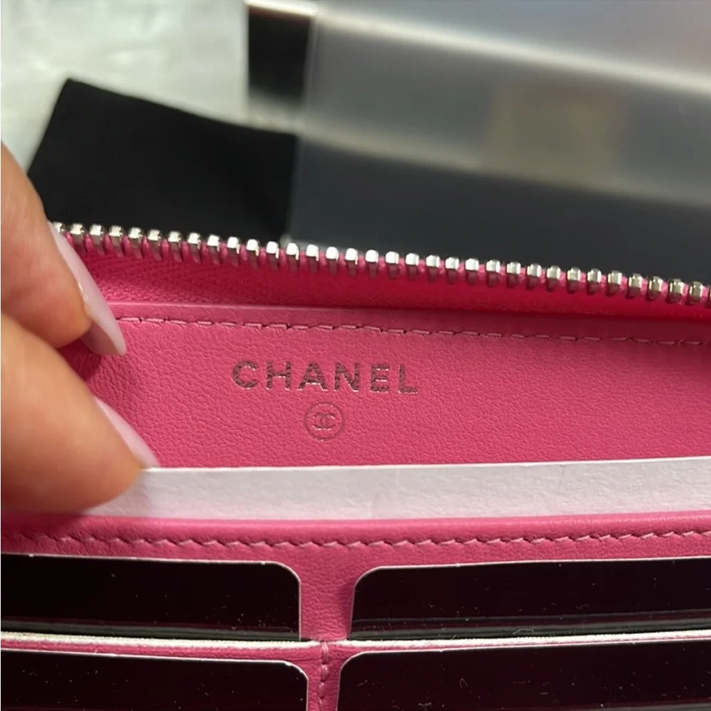 RARE Chanel pink Ombre quilted lambskin long zippered wallet a/ pink cc ! - Picture 10 of 17